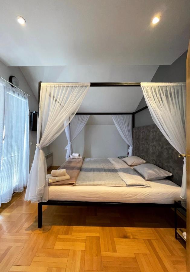Town Hostel Peć Zewnętrze zdjęcie