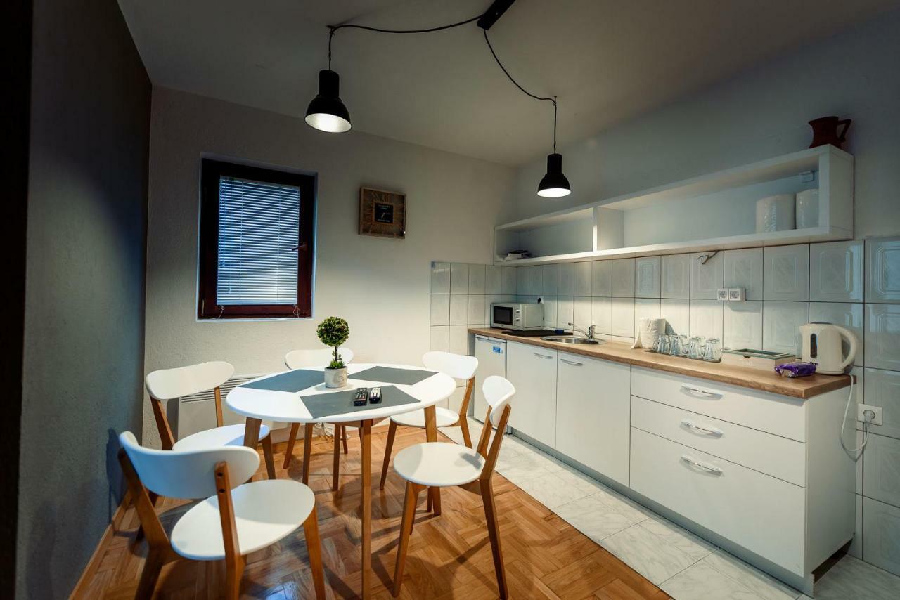 Town Hostel Peć Zewnętrze zdjęcie