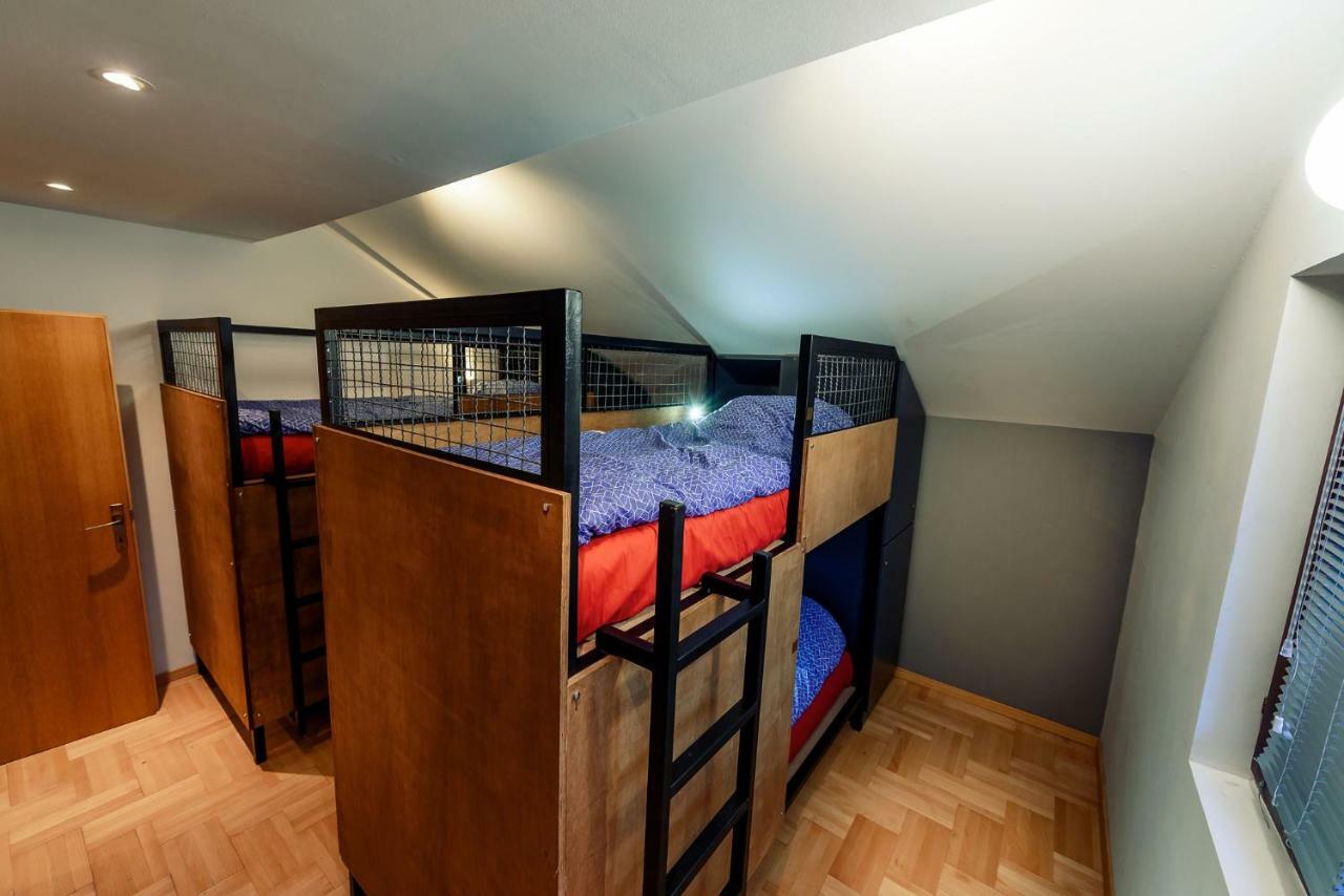 Town Hostel Peć Zewnętrze zdjęcie